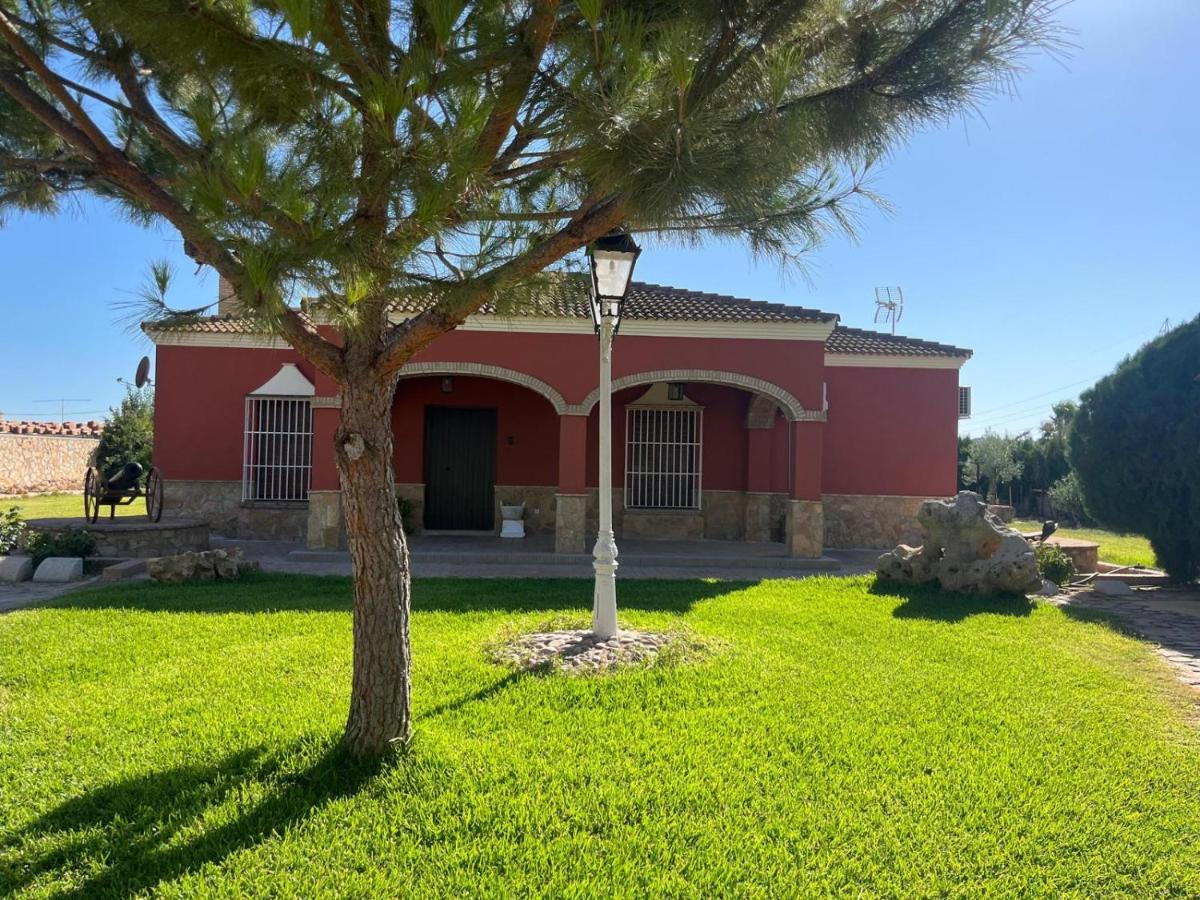 La Estacada Villa Lora del Rio Bagian luar foto